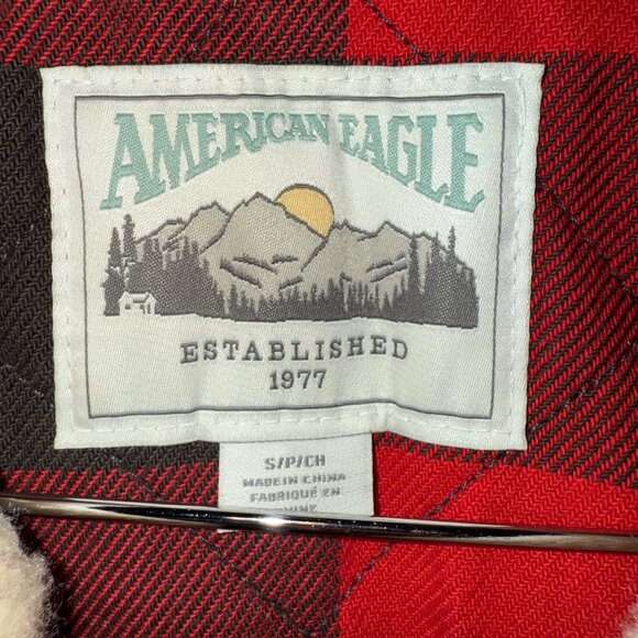 American Eagle Sherpa Lined Denim Trucker Jacket Size Small - Picture 12 of 16